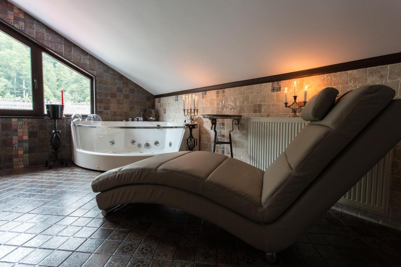 Pension Casa Wenge Sinaia Exterior photo
